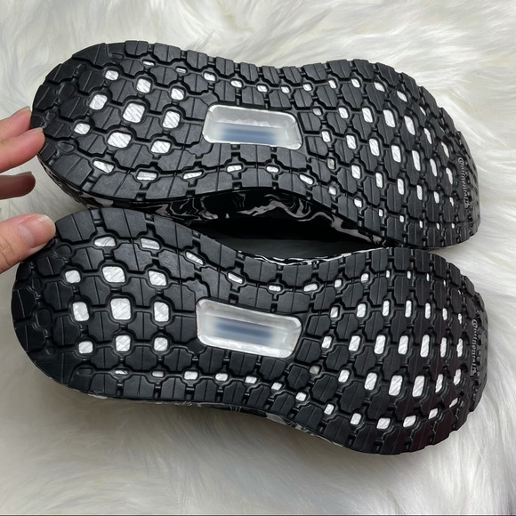 Women’s Ultraboost 20 Glam Pack - Picture 4 of 7